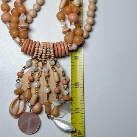 ASSEMBLAGE ART Necklace Beach Shells & Wooden Beads Multi Strand dangles 5348 O - Picture 4 of 12